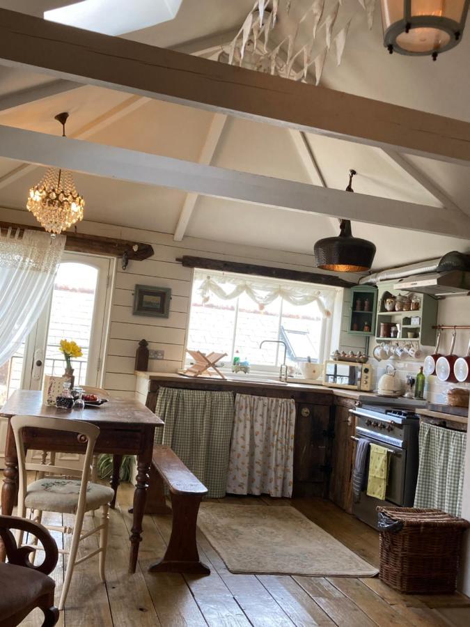 The Kiddly - Central, Old Town, Lively, Dog Friendly, Parking. Apartment Falmouth Exterior photo